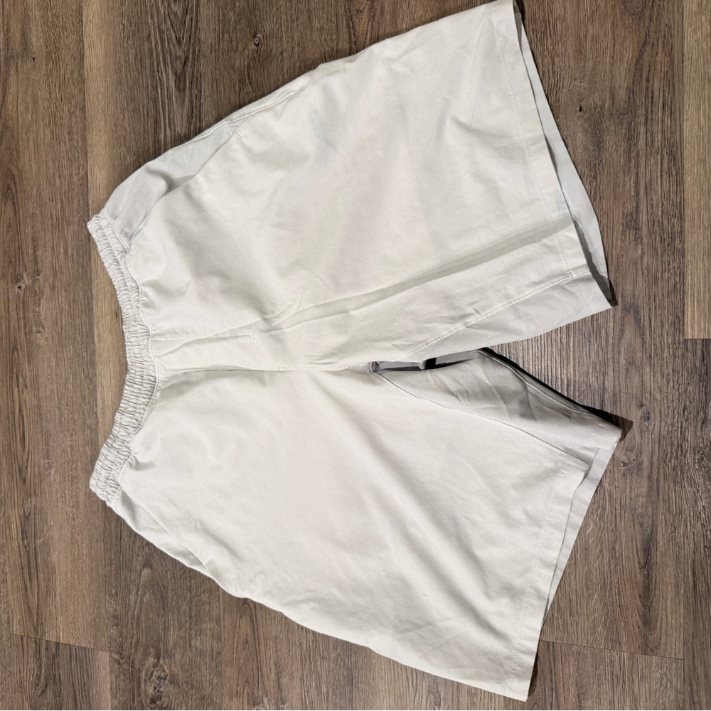 Lululemon Men's White Casual Shorts